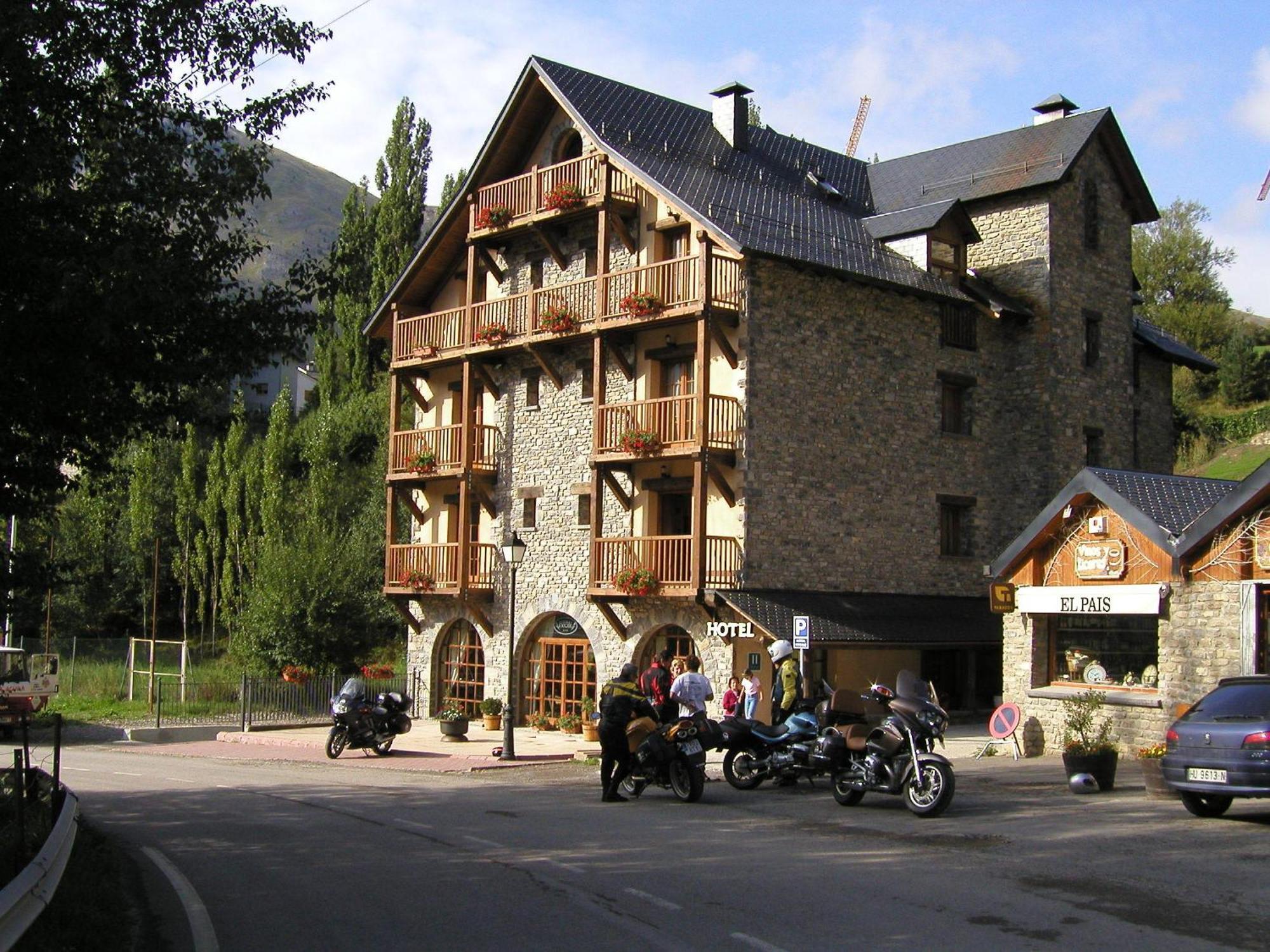 Hotel Bocale サジェント・デ・ガジェゴ エクステリア 写真